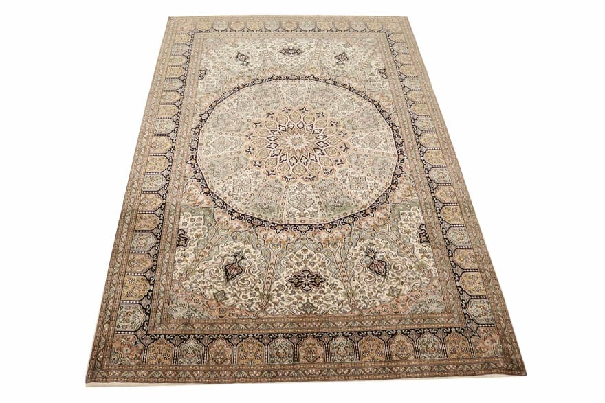 KASHMIR Silk Carpet 282x184