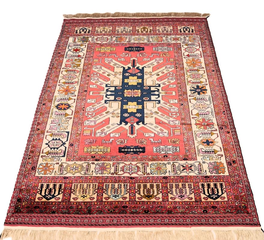 Quchan Seide Teppich 135x95