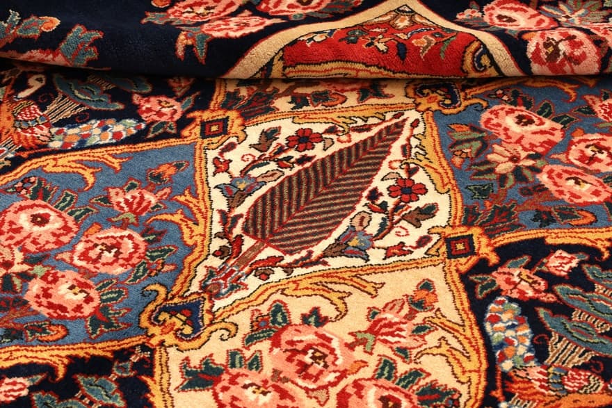 Bakhtiari Carpet 242x165 - Image 6