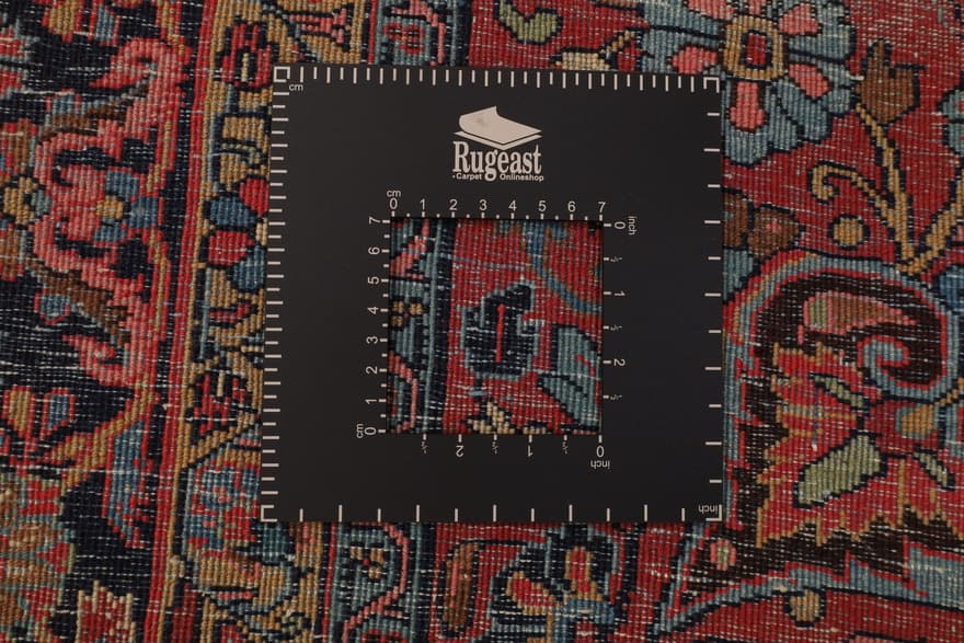 Sarugh Antique Carpet  280x190