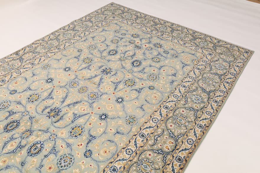 Kashan Carpet 353x230