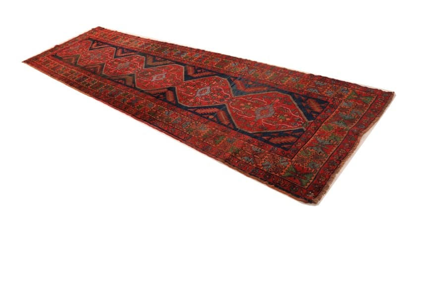 Der rote Läufer-Teppich aus Ardabil 378x105