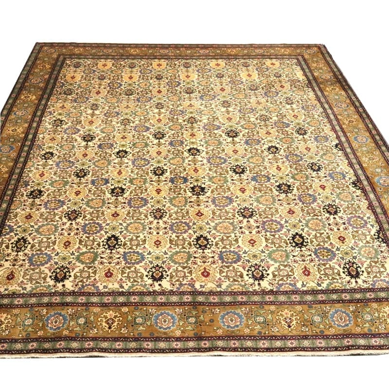 Tabriz Teppich 425x344