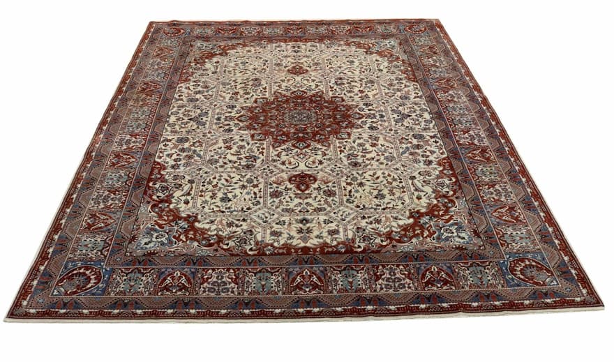 Nain Teppich 332x232