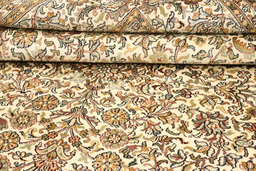 KASHMIR SEIDE Teppich  275x182