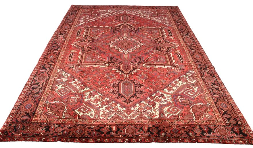 Heriz Carpet 338x258 - Image 4