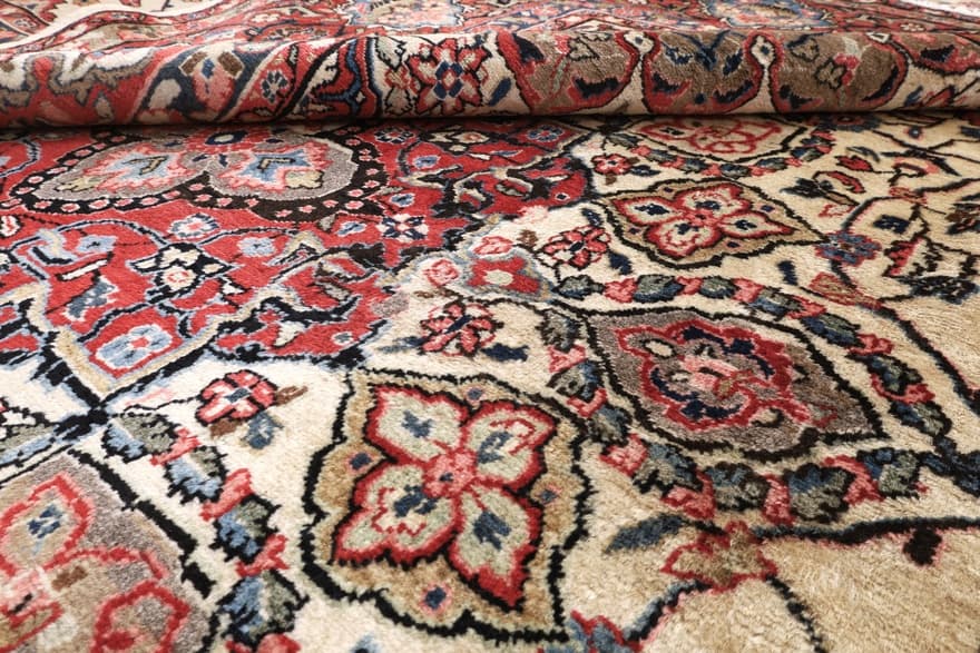 Sarouk carpet 377x266