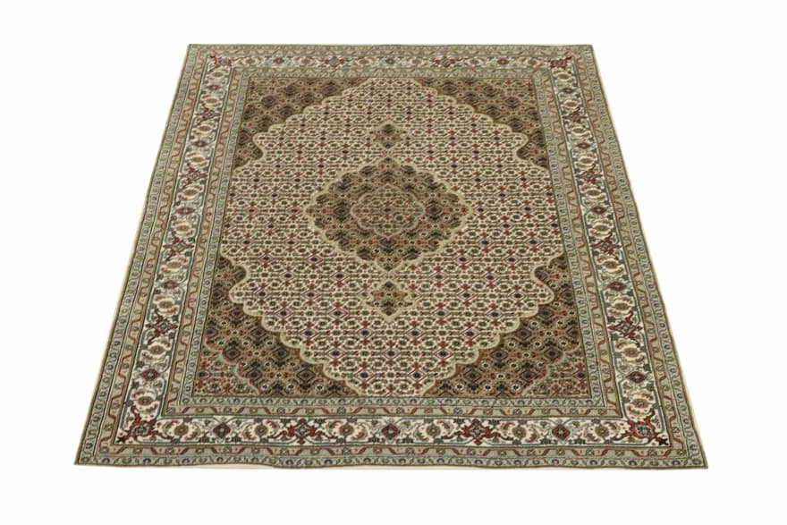 Tabriz Mahi 203x140