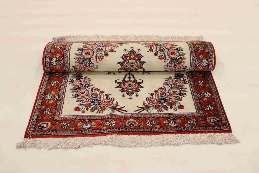 Ghom Silk Carpet 120x79