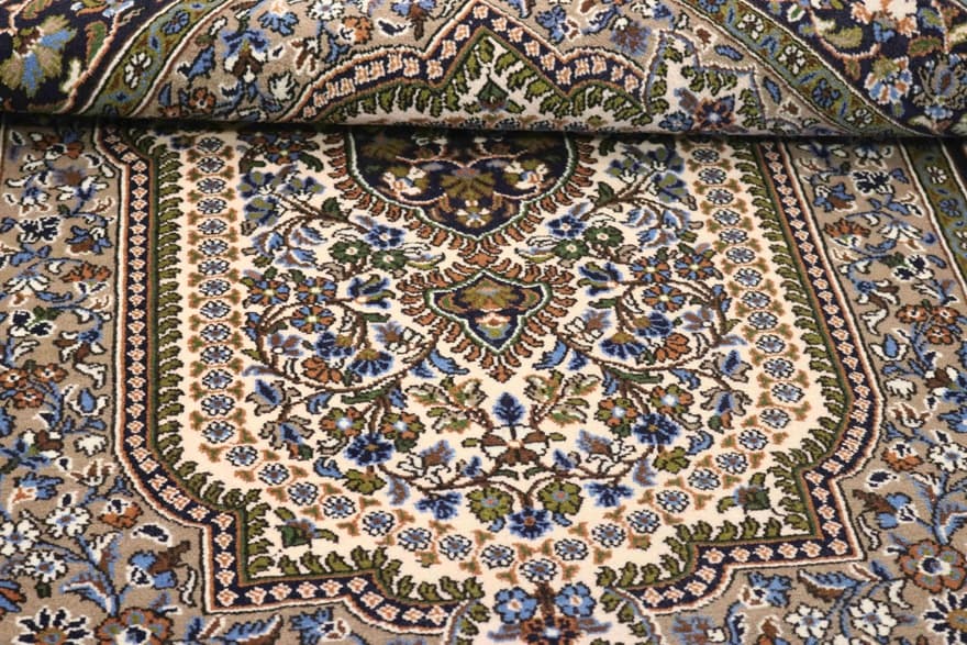Ghom 163x102 - Image 6
