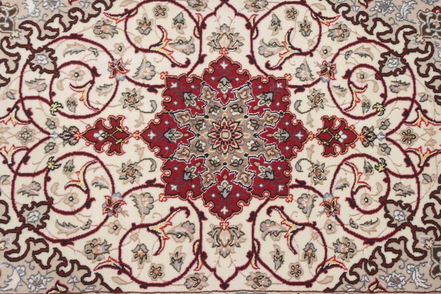 Isfahan Carpet 98x70