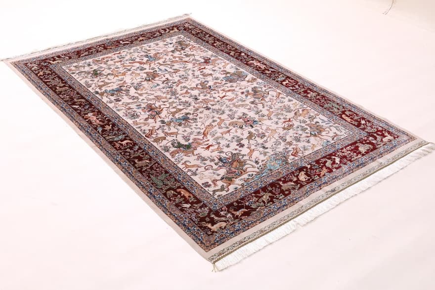 Qom Huntingground Carpet 230x150