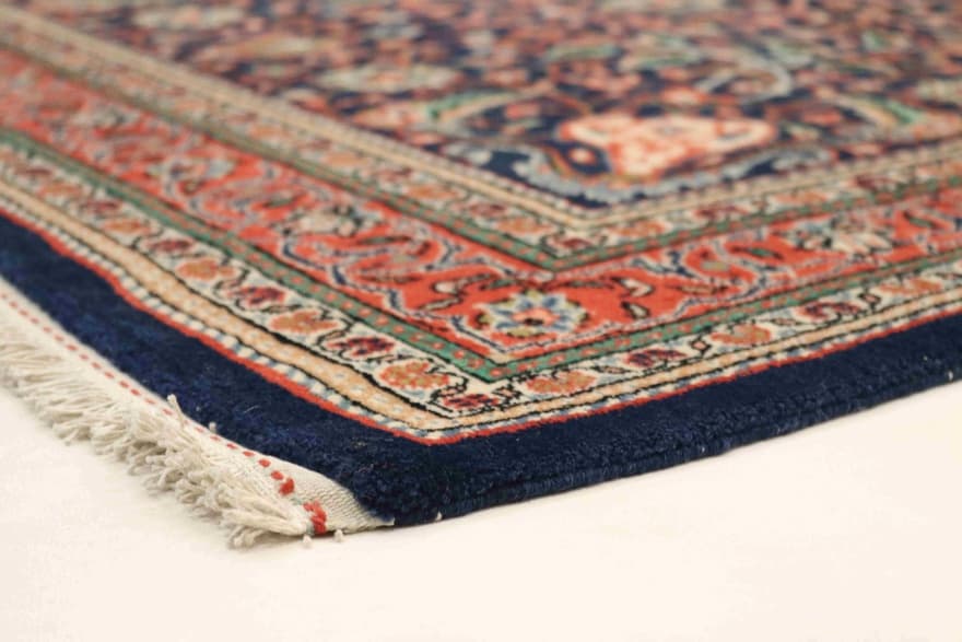 Handwoven Sarough Persian Rug 222x134 cm