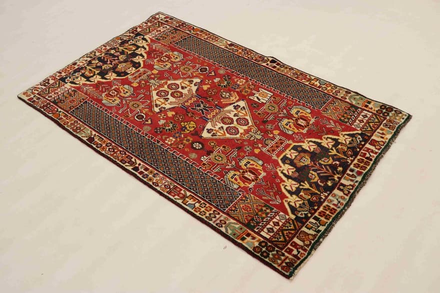 Ghashghai carpet 183x104