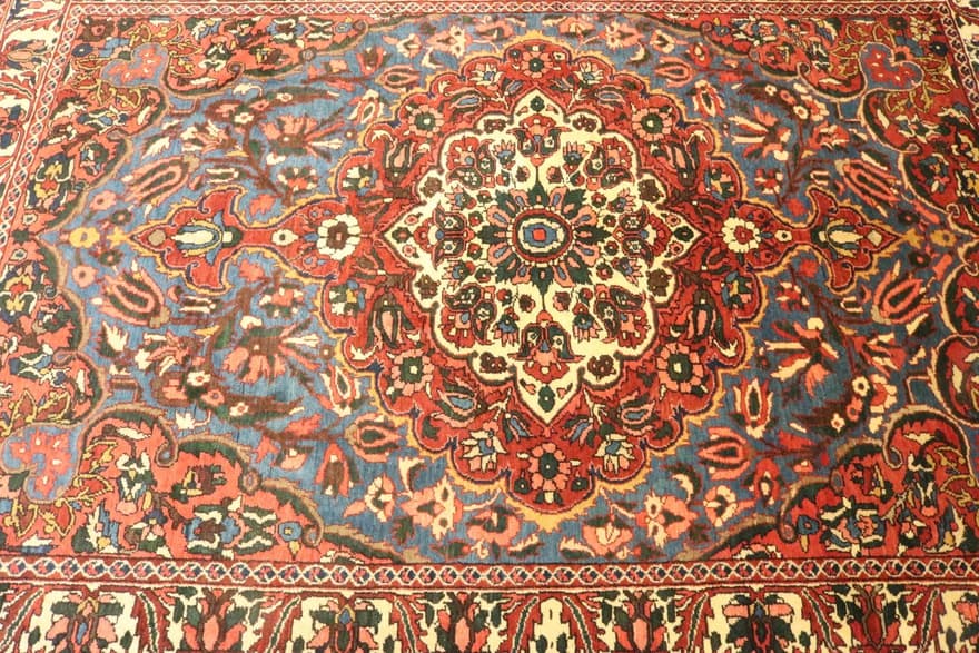 Bakhtiar Teppich 311x215