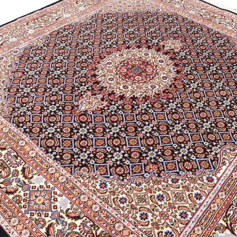Moud Teppich 154x149