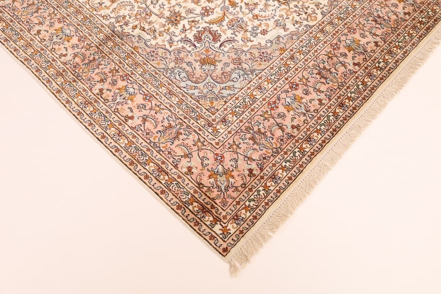 Kashmir Silk Carpet 294x198