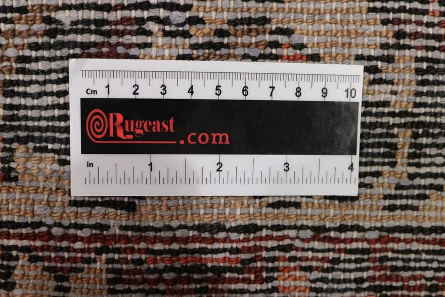 Bakhtiar Teppich 362x311