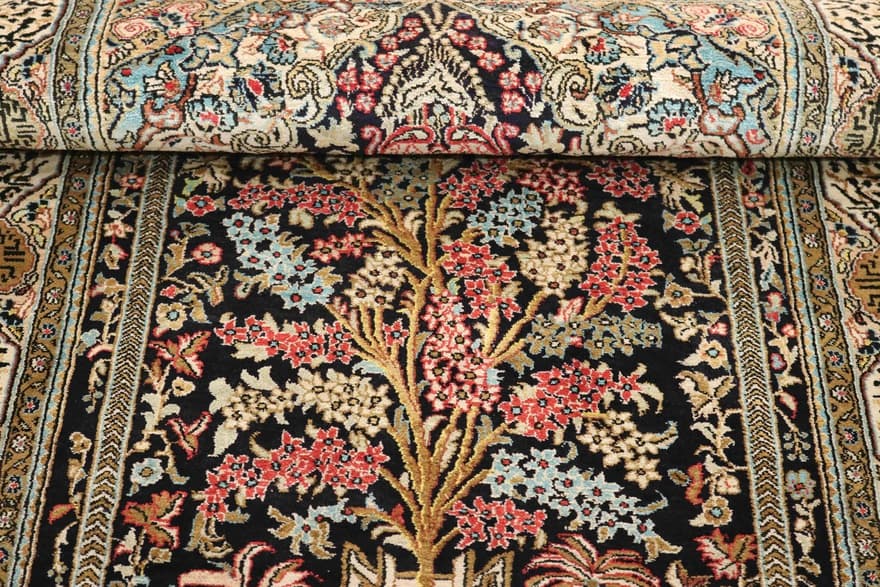 Ghom Silk Carpet 135x80