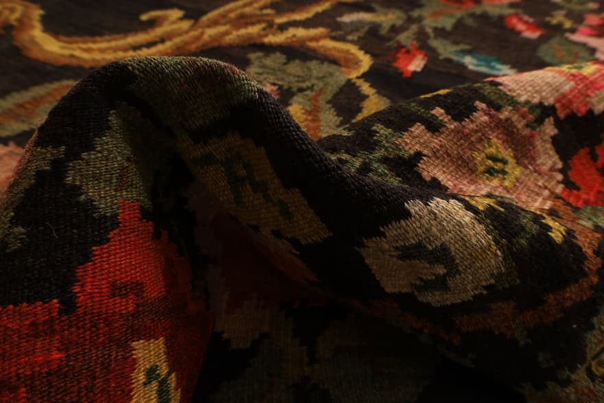 Antique Kilim Rose  Carpet 350x210