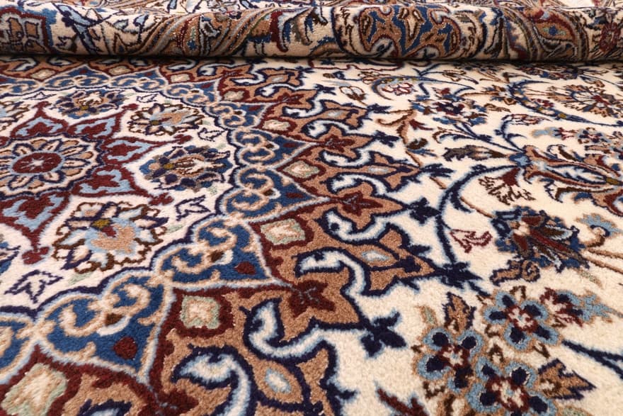 Nain  carpet 364x248