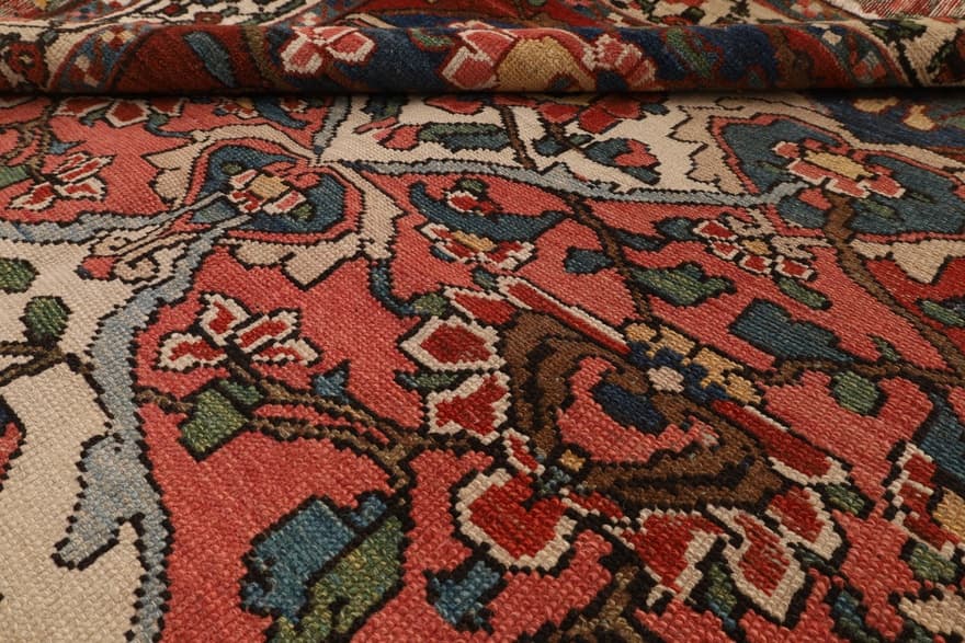 Bakhtiar Antique Carpet 200x145