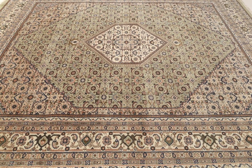 Sarough Carpet 305x240