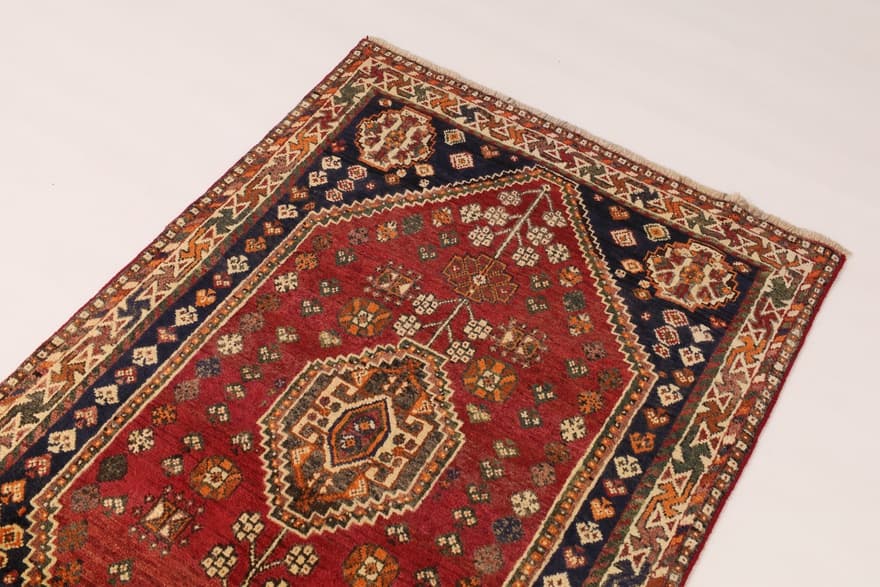 SHIRAZ 163x105