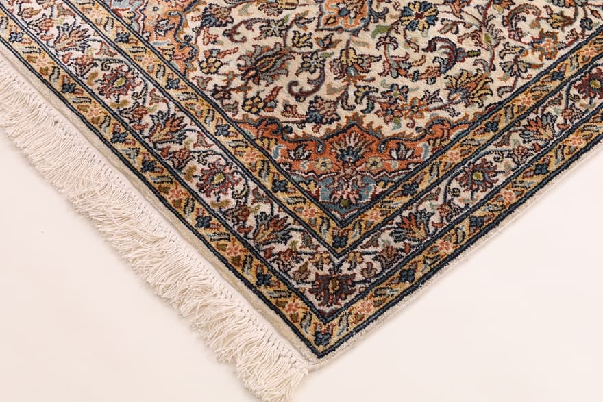 Kashmir Silk Carpet 106x60