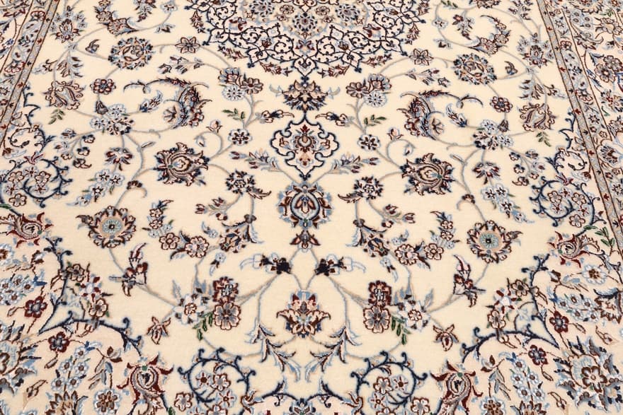 Nain 6 La Carpet 214x143