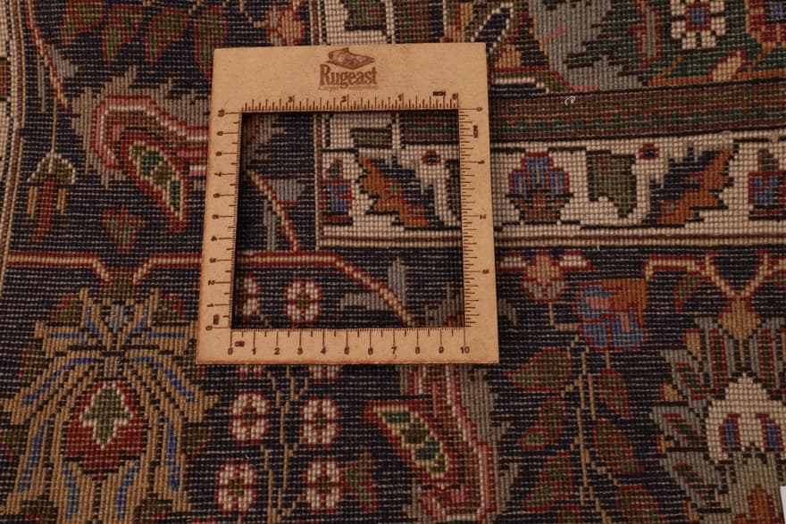 Tabriz Teppich 290x200