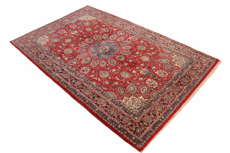 Sarough Carpet 338x220