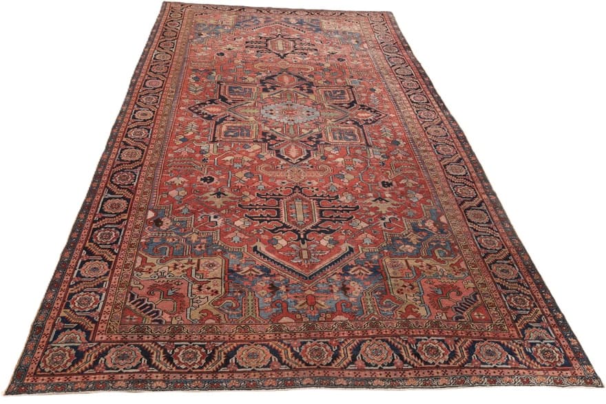 Ankique Heriz Carpet  547x330 - Image 3
