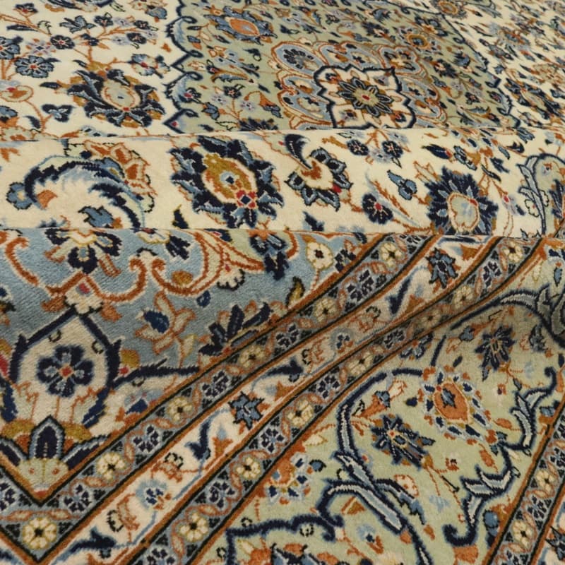 Kashan Carpet 366x250