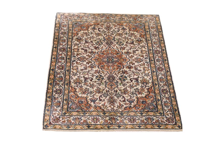 Kahmir Silk Carpet 107x62