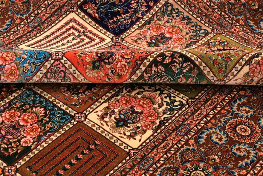 Ghom Desing Carpet 180x120