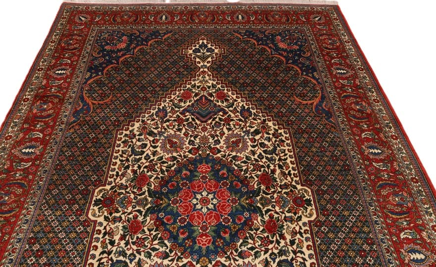 Bakhtiari Carpet 319x206 - Image 6