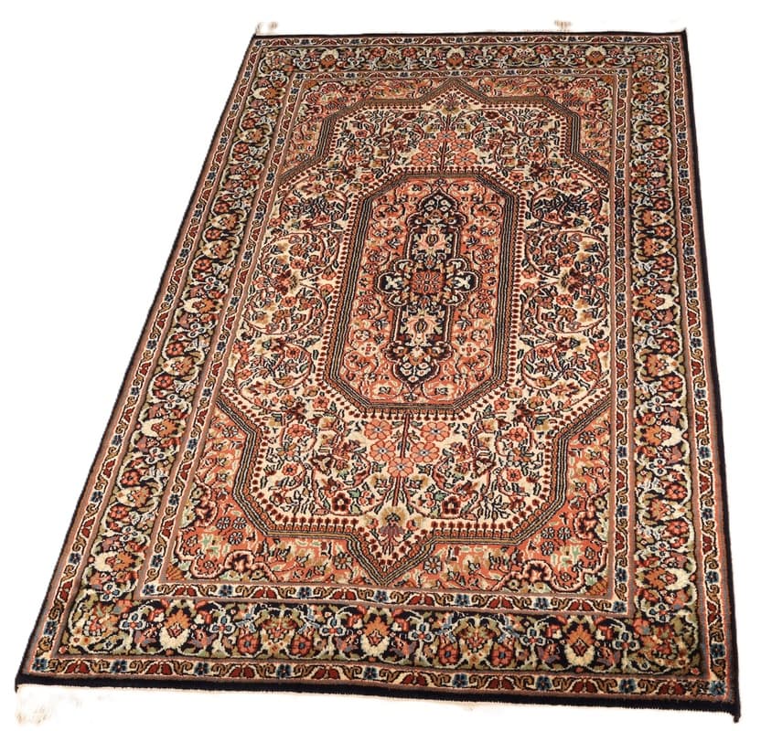 Kashmir Silk Carpet 122x83 - Image 4