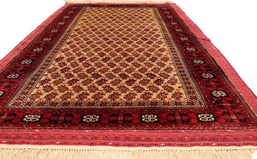 Quchan Seide Teppich 124x82