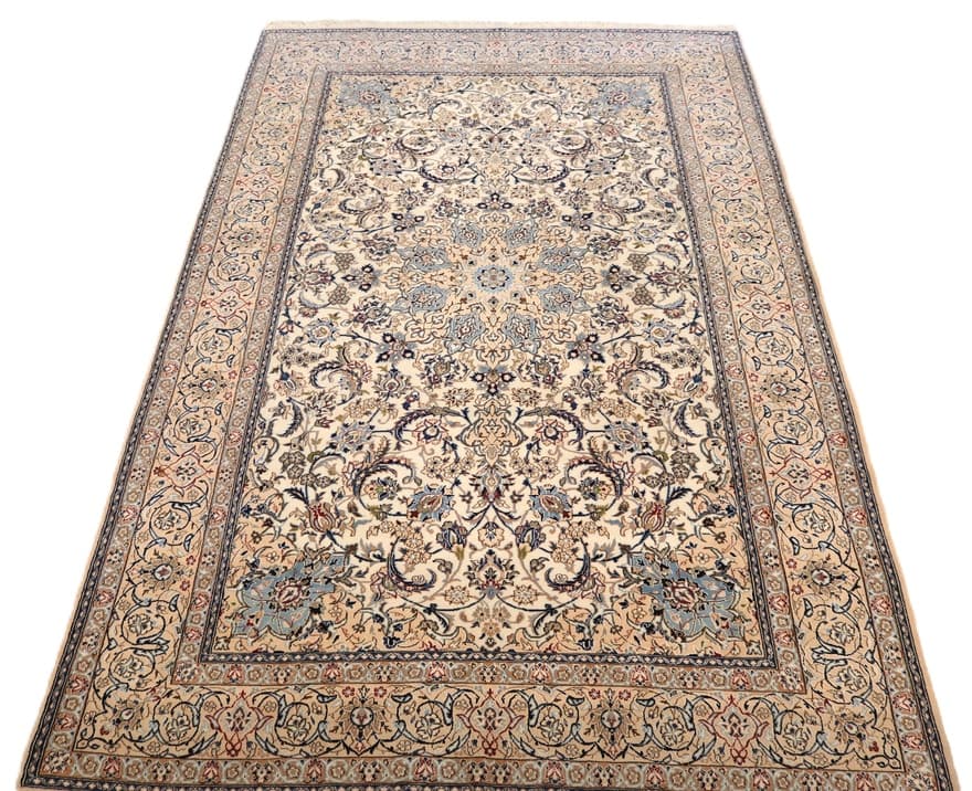 Nain9La Teppich 330x208