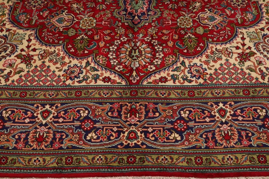 Tabriz Teppich 380x290