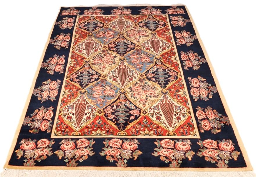 Bakhtiari Carpet 242x165 - Image 4