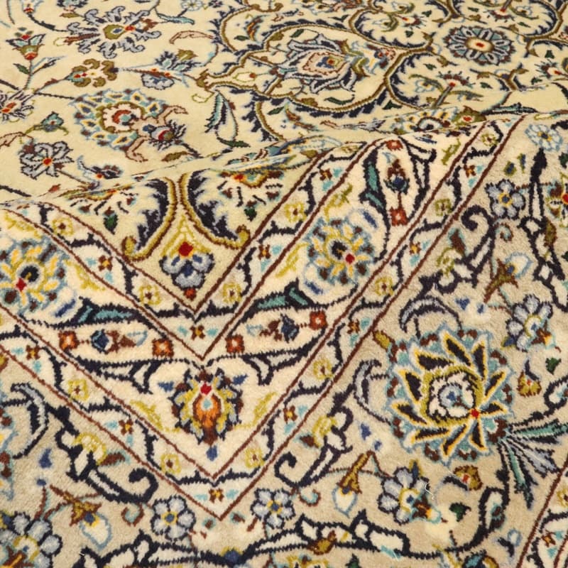 Kashan Teppich 377x270