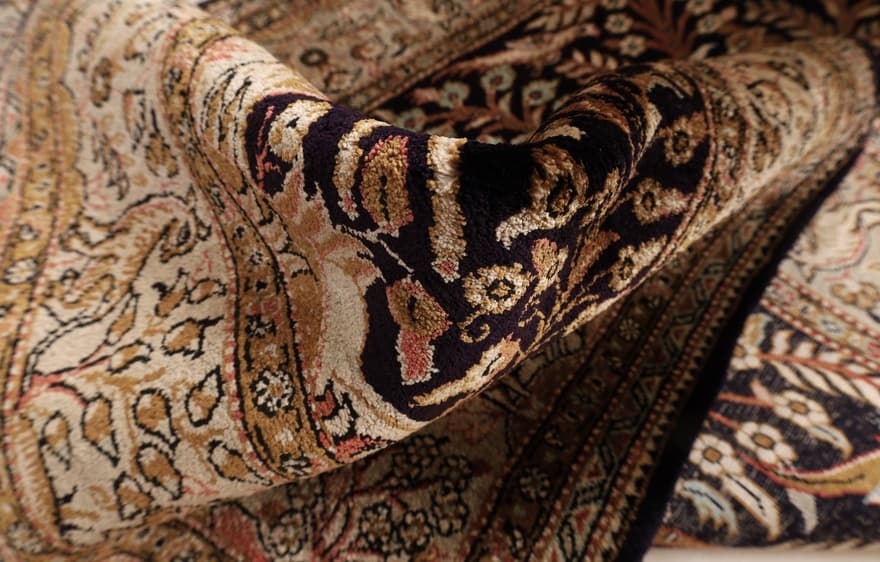 Qum Silk Carpet 130x75 - Image 4