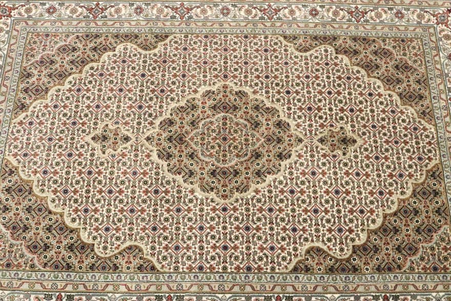 Tabriz Mahi 203x140