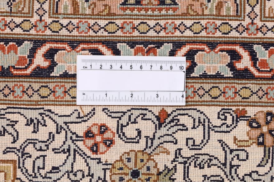Kashmir SILK Carpet 370x275