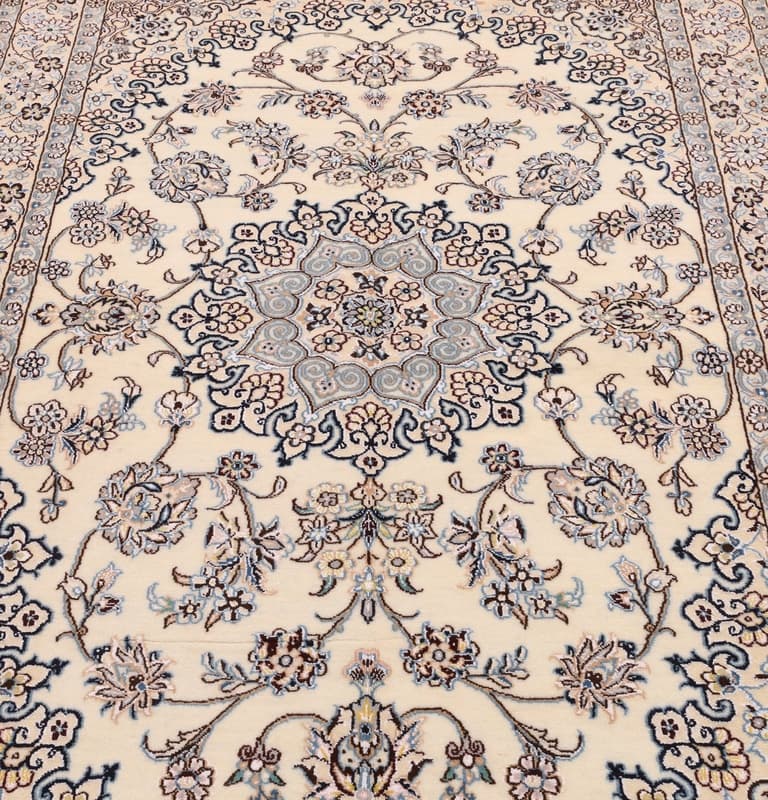 Nain 9 La Carpet  212x137 - Image 4