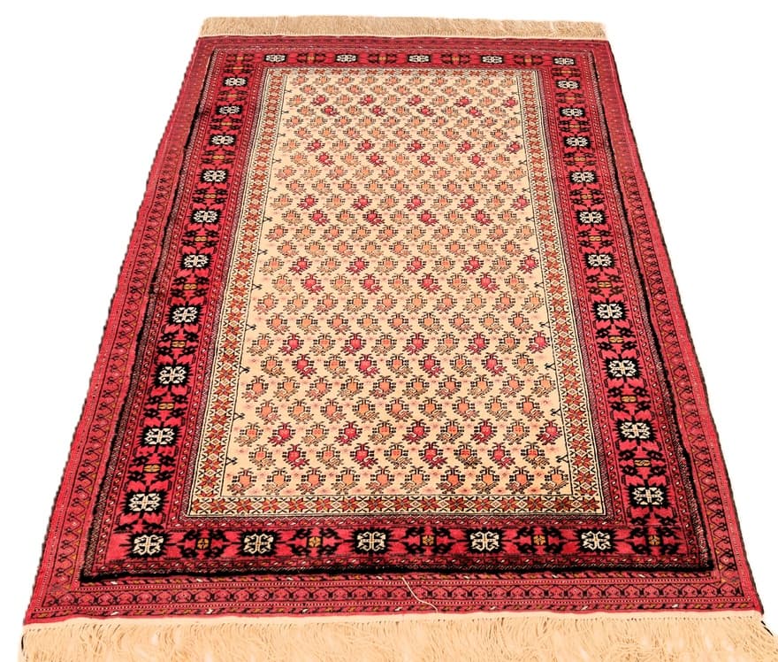 Quchan Seide Teppich 124x82
