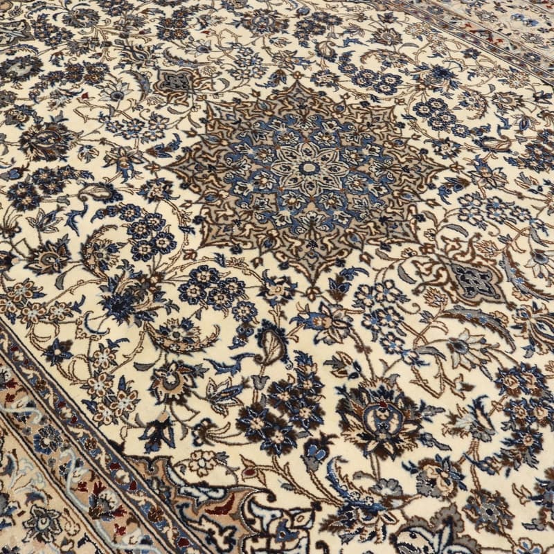 Nain 9La carpet  310x215