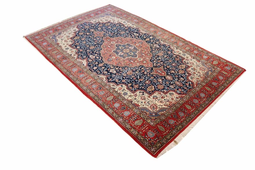 Ghom 345x218 - Image 4